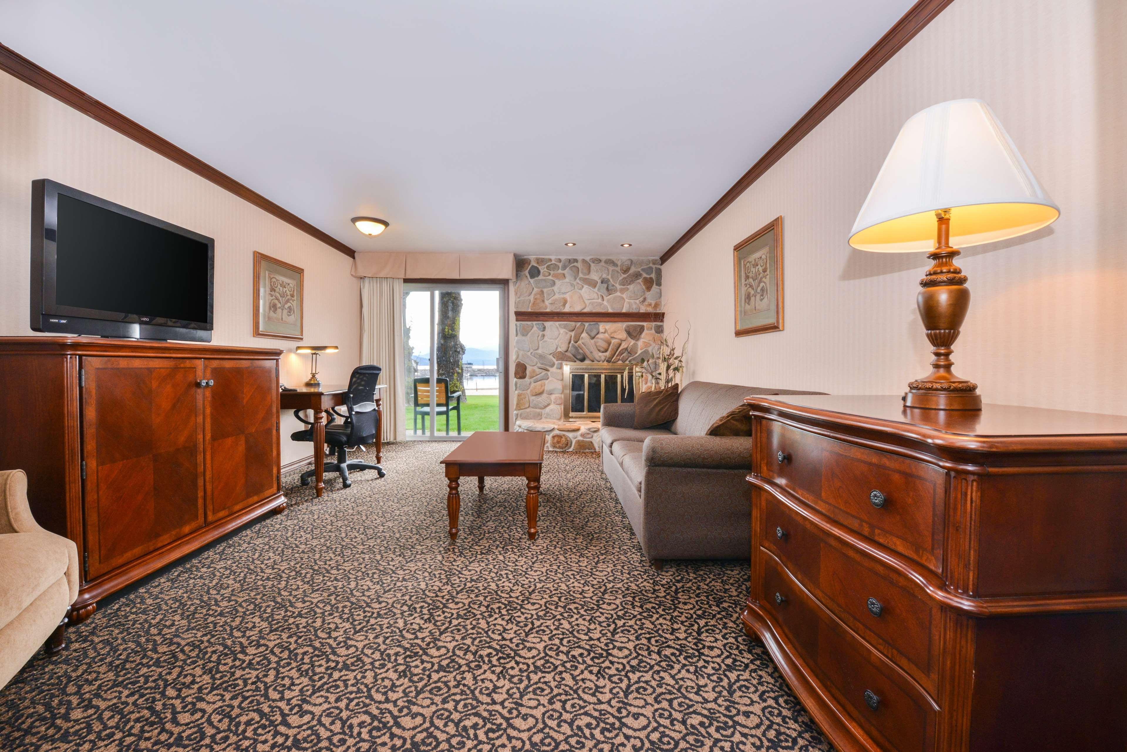 Best Western Edgewater Resort Sandpoint Esterno foto
